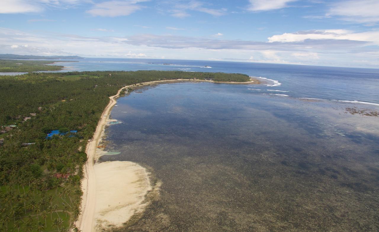 Bravo Beach Resort General Luna  Eksteriør bilde