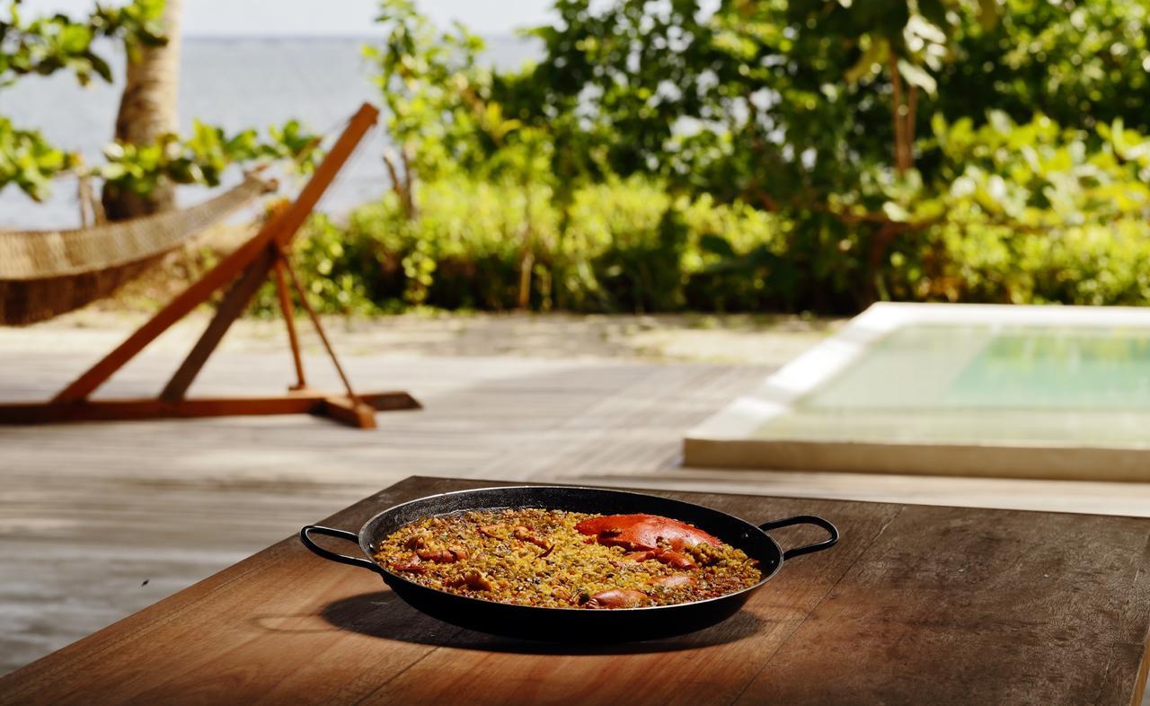 Bravo Beach Resort General Luna  Eksteriør bilde