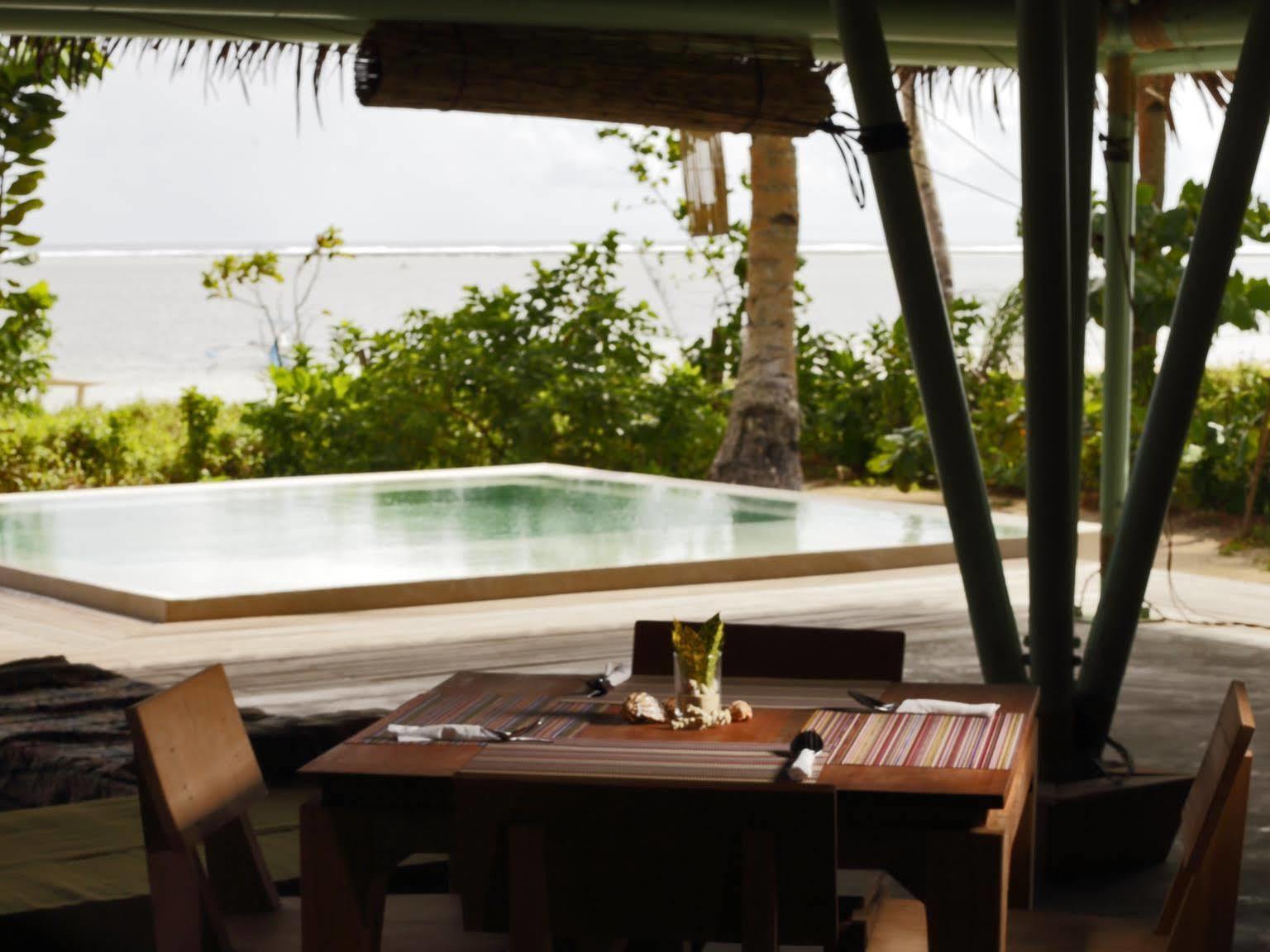 Bravo Beach Resort General Luna  Eksteriør bilde