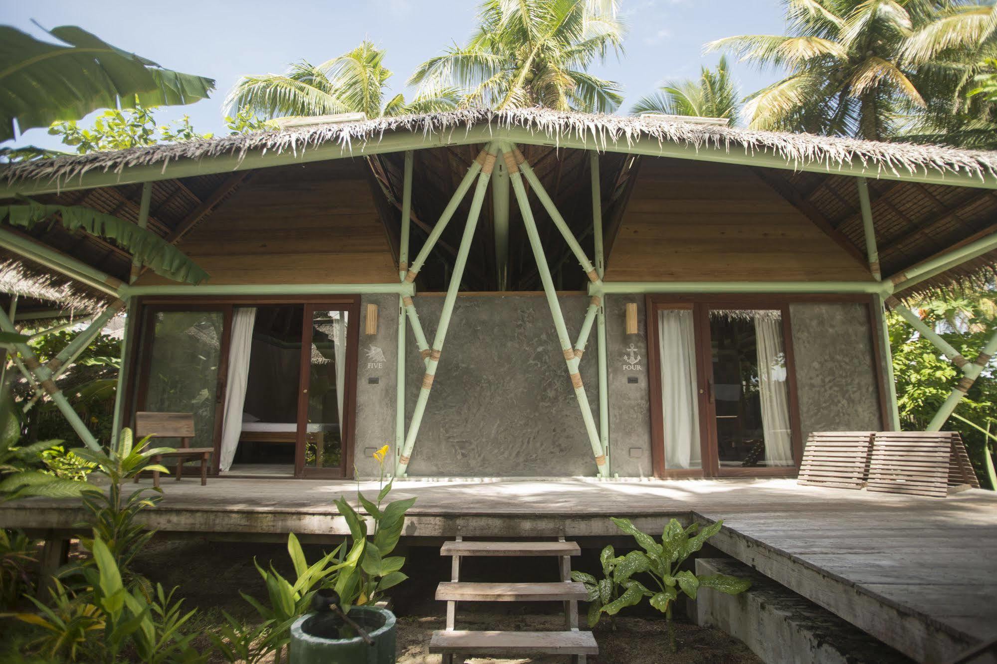 Bravo Beach Resort General Luna  Eksteriør bilde