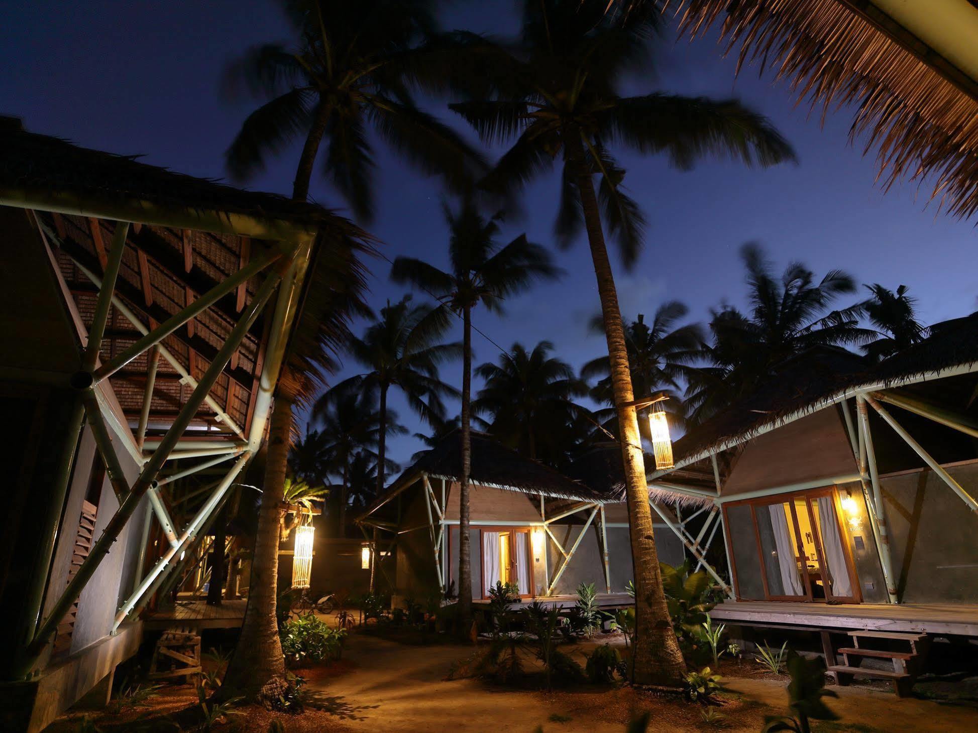 Bravo Beach Resort General Luna  Eksteriør bilde